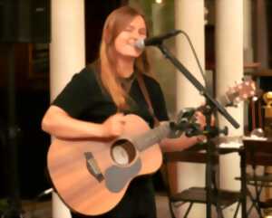 photo Domaines du Moulin Authier : Concert live ambiance pop