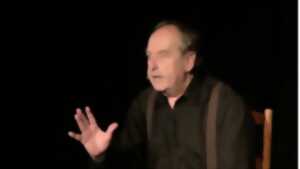 photo Daniel L’Homond en soirée à la maison de quartier des Romains