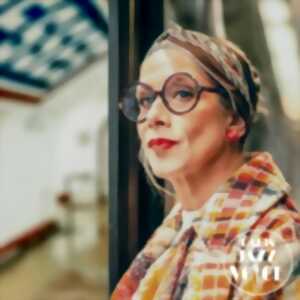 photo Cecil L. Recchia