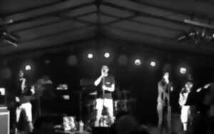 photo Bal avec Edantza, toro et fuego et bataille de confettis