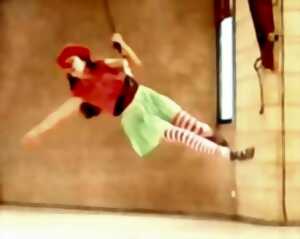 Stage - le clown voltige