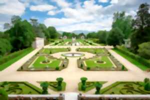 Chantier participatif dans les jardins d'Arnaga