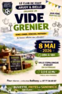 Vide grenier à Arudy du Club de foot Arudy-Bielle
