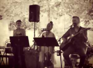 photo Les Chromatisés en concert pour le Folk Club de Cahors avec harmonies folk