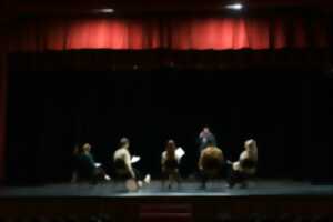 SPECTACLE 