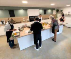 Atelier cuisine chocolat et fruits de saison avec Thomas Fournier à Availles-Limouzine
