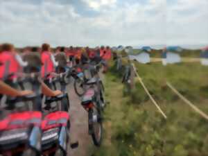 photo La mer monte ! Tous à vélo !