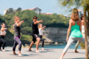 Yoga face à l'océan