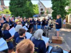 Fêtons ensemble l’arrivée de l’été en chanson