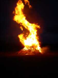 photo TRADITIONNEL FEU DE LA SAINT JEAN