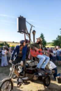 photo Festival au Village - Transhumance - Spectacle de garage