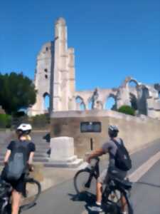 photo Randonnée vélo “Autour des ruines ” : Entre vestiges et photographies