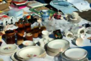 photo Brocante du comité des fêtes de Drevant