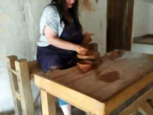 photo L'été des Curieux - Démonstration de poterie antique
