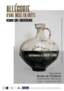 photo Exposition : Allégorie d’une mise en boîte - Regard sur l’archéologie
