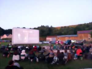 photo Cinéma plein air à Avioth