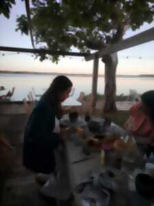 photo Apéro céramique au bord du lac d'Azur la Paillote gourmande à Azur