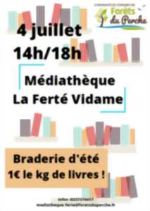 photo Braderie au kilo de la Médiathèque