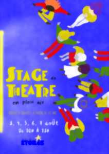 Stage de théâtre en plein air