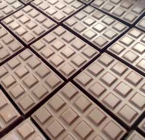 photo Atelier fabrication mini tablette de chocolat