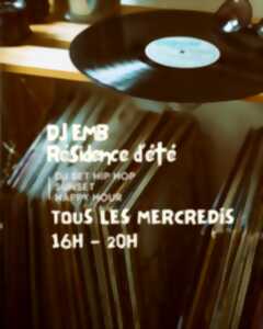 photo Dj Set EMB Hip-hop Vinyls & Happy Hour, chez Dodue