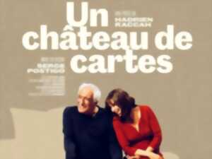 UN CHÂTEAU DE CARTES