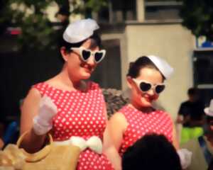 photo Vintage Days : Défilé de mode hommes, femmes et enfants