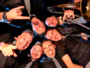 photo FERIA DE CARCASSONNE - THE LOCOS