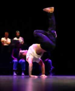 THE CIRCLE OF DANCERS