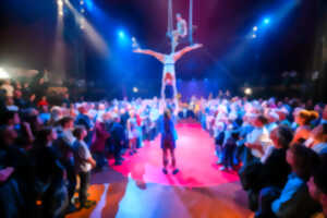 photo Agora Pôle National Cirque - Tout va hyper bien / Collectif Malunés