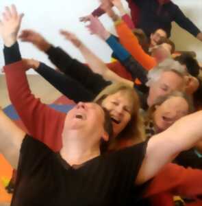 photo Atelier Rigologie & Yoga du rire Sud Vienne