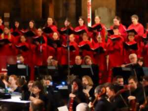 photo Concert avec 80 choristes à la cathédrale de Metz