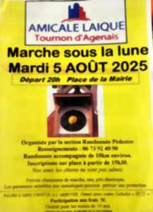 photo Marche sous la lune