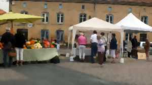 photo MARCHÉ DE PRODUCTEURS LOCAUX