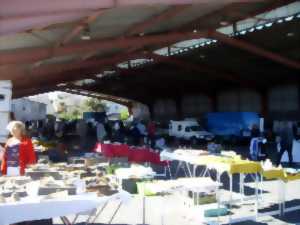 photo Vide-greniers / Marchés aux Puces